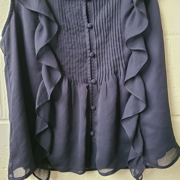 Express Ruffle Square Neck Tank - Picture 4 of 9